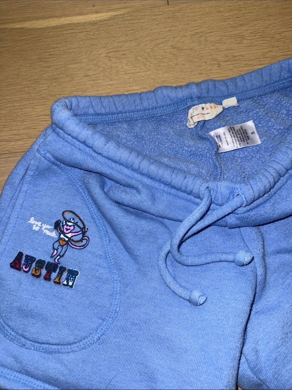 Roller Rabbit women’s small  Blue Drawstring Shorts with Embroidered